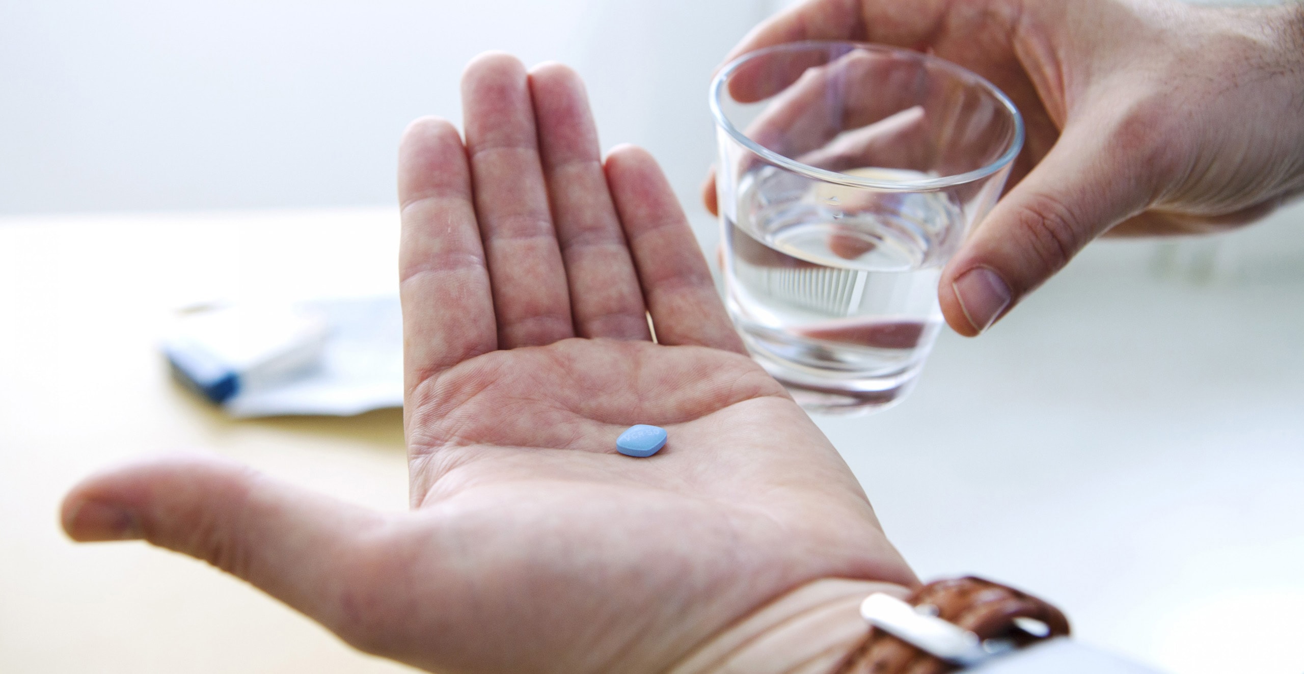 What is the optimal dosage of dapoxetine for a man?